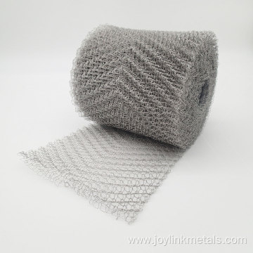 Ginning knitted wire mesh